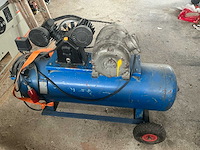 1966 luftbehallare ld223 riemaangedreven luchtcompressor - afbeelding 1 van  7