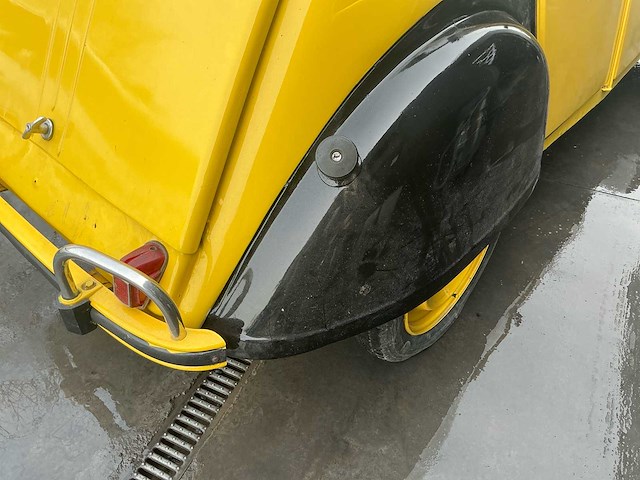 1967 citroën 2cv personenauto - afbeelding 32 van  37