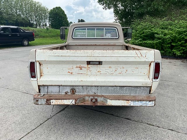 1967 ford f250 personenauto - afbeelding 31 van  39