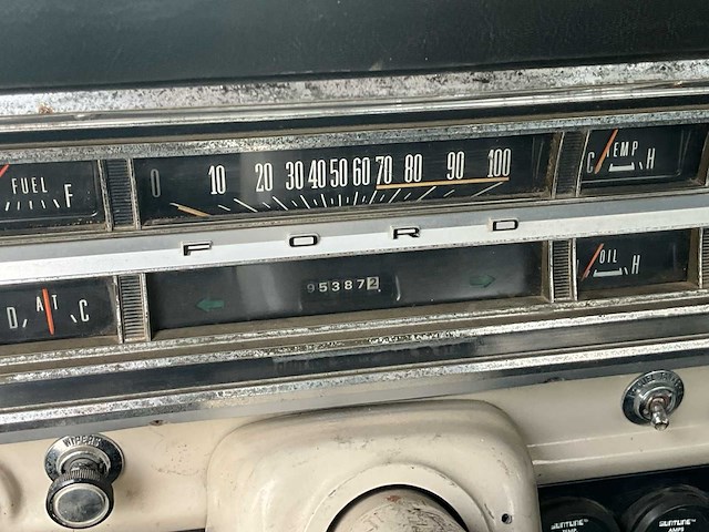 1967 ford f250 personenauto - afbeelding 26 van  42