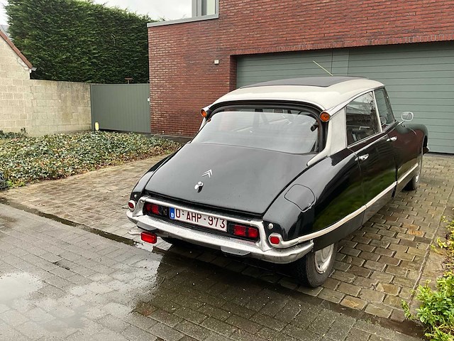 1968 citroen ds20 - oldtimer - afbeelding 45 van  50