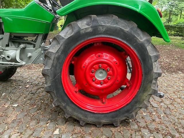 1968 deutz 4006 oldtimer tractor - afbeelding 1 van  8