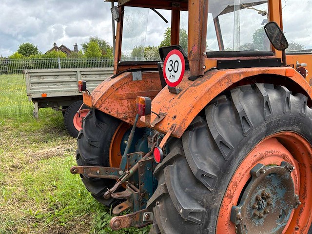 1968 fiat 670 oldtimer tractor - afbeelding 7 van  12