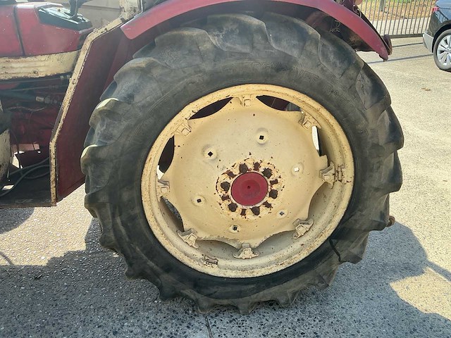 1968 international harvester 624 oldtimer tractor - afbeelding 2 van  17