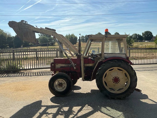 1968 international harvester 624 oldtimer tractor - afbeelding 7 van  17