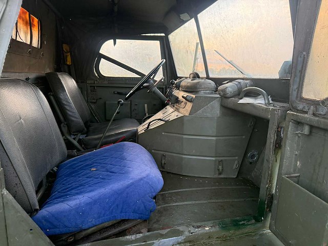 1968 mercedes benz unimog 404 legervoertuig - afbeelding 14 van  16
