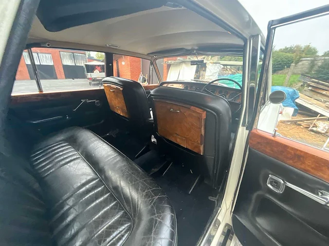 1968 rolls-royce silver shadow - oldtimer (uizonderlijk staat,km-stand) - afbeelding 31 van  66