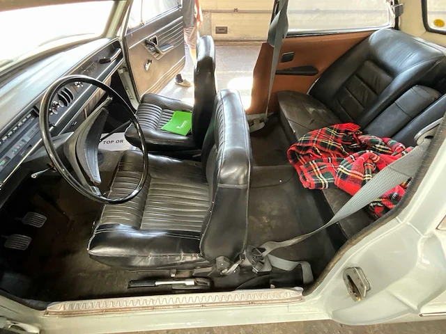 1968 volvo 142 - afbeelding 13 van  47