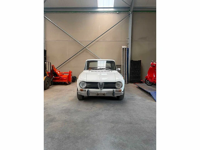 1969 alfa romeo giulia 1300 ti - oldtimer - afbeelding 39 van  44