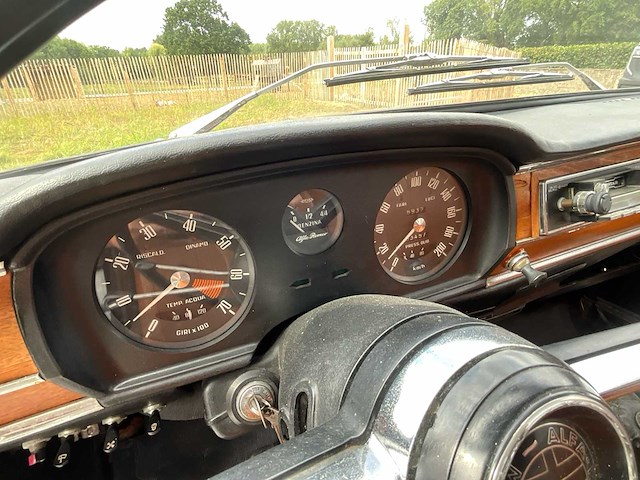 1969 alfa romeo giulia 1300 ti - oldtimer - afbeelding 39 van  44