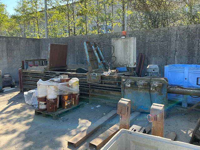 1969 gtb sp afvalpers - afbeelding 1 van  11