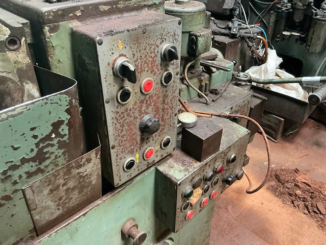 1969 herminghausen - werke sr4 rondslijpmachine - afbeelding 3 van  13