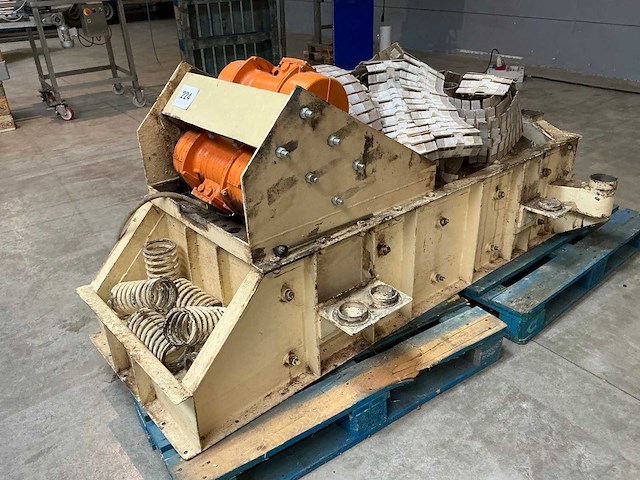 1969 jost schudzeef - afbeelding 6 van  12