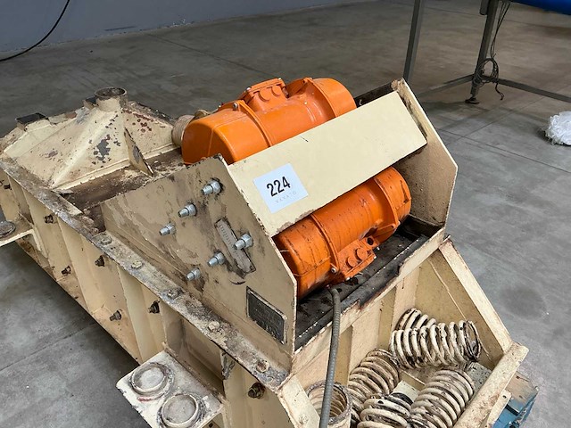 1969 jost schudzeef - afbeelding 11 van  12