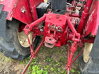1969 mccormick 353 oldtimer tractor - afbeelding 9 van  12