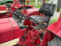 1969 mccormick 353 oldtimer tractor - afbeelding 11 van  12