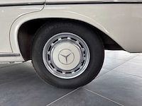 1969 mercedes-benz 280se oldtimer - afbeelding 11 van  20
