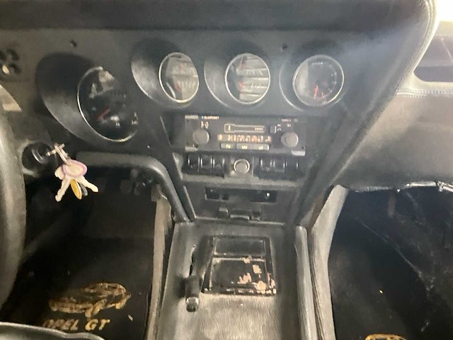 1969 opel - - gt 1900 - oldtimer - afbeelding 2 van  25