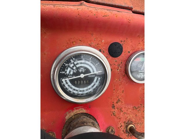 1970 massey ferguson 140 super landbouwtractor - 3-puntshef - franse papieren - rijdt en remt - afbeelding 3 van  12