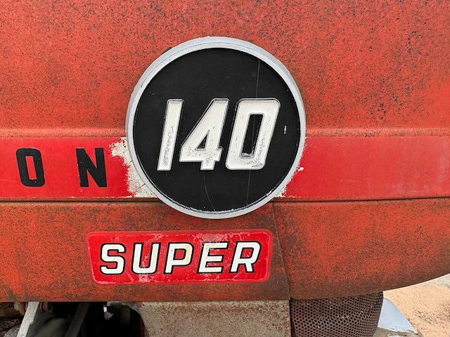 1970 massey ferguson 140 super landbouwtractor - 3-puntshef - franse papieren - rijdt en remt - afbeelding 4 van  12