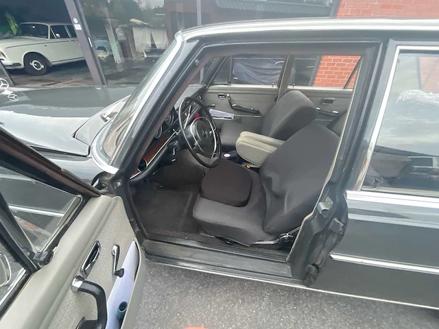 1970 mercedes-benz 280s - oldtimer (uizonderlijke goeie staat) - afbeelding 25 van  49