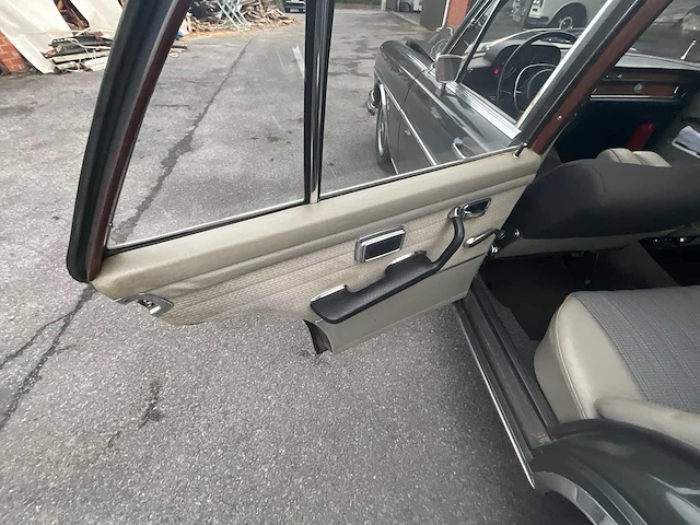 1970 mercedes-benz 280s - oldtimer (uizonderlijke goeie staat) - afbeelding 34 van  49