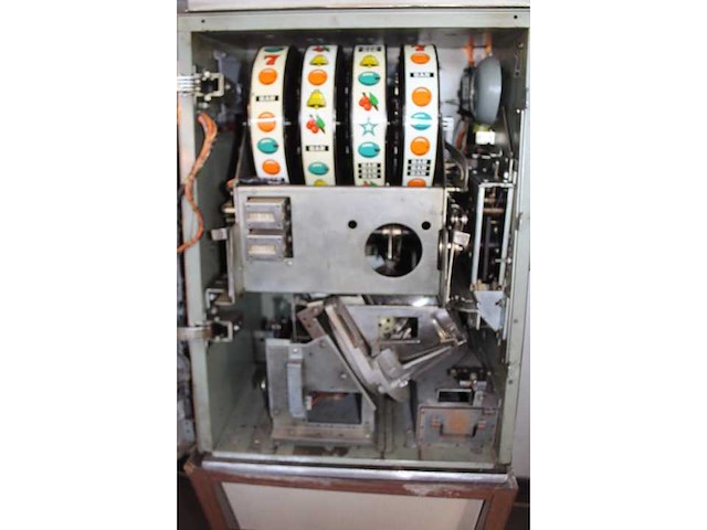1971 - - speelautomaat - afbeelding 7 van  9