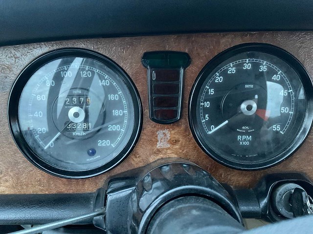 1971 jaguar 42 xj 6 oldtimer - afbeelding 18 van  39