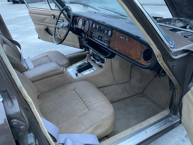 1971 jaguar 42 xj 6 oldtimer - afbeelding 27 van  39