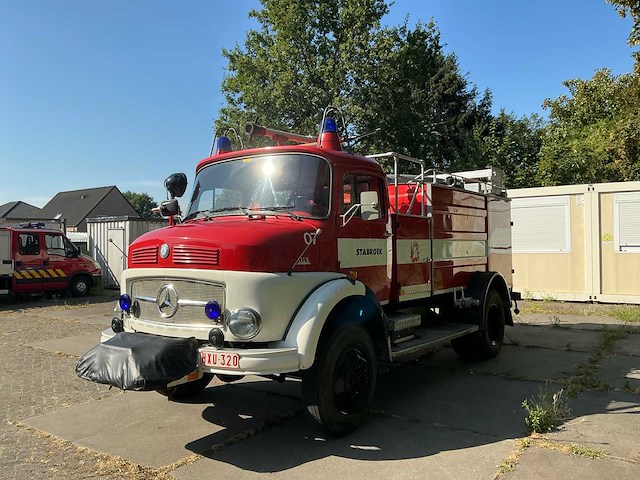 1971 mercedes-benz laf 1113 4x4 brandweerwagen - afbeelding 1 van  53