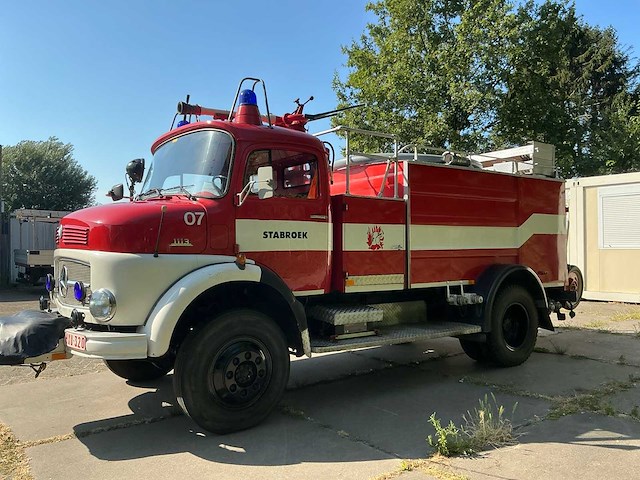 1971 mercedes-benz laf 1113 4x4 brandweerwagen - afbeelding 12 van  53