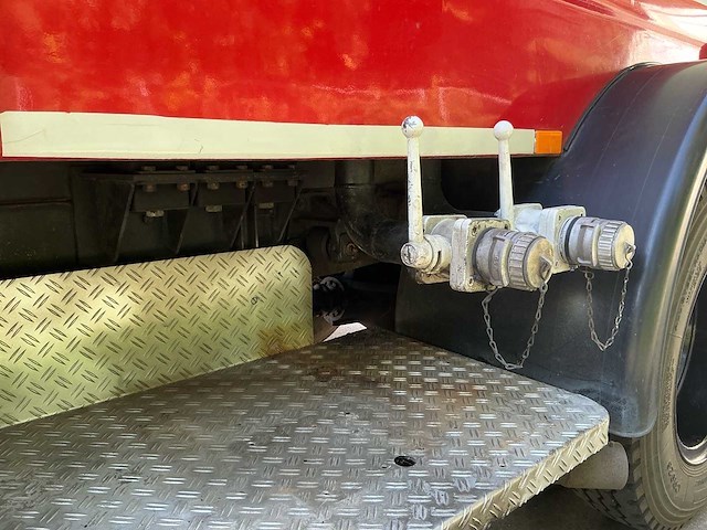 1971 mercedes-benz laf 1113 4x4 brandweerwagen - afbeelding 15 van  36