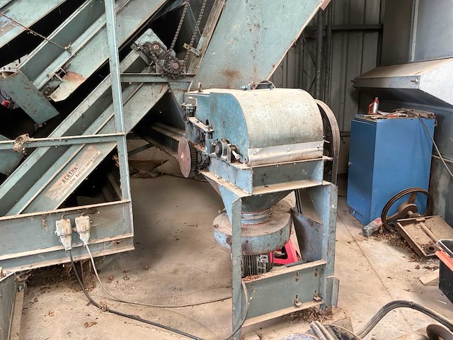 1971 wolf wh 140 gewassorterings- en verwerkingsmachine - hopplukker - afbeelding 3 van  12