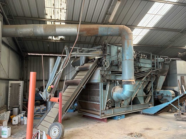 1971 wolf wh 140 gewassorterings- en verwerkingsmachine - hopplukker - afbeelding 1 van  12