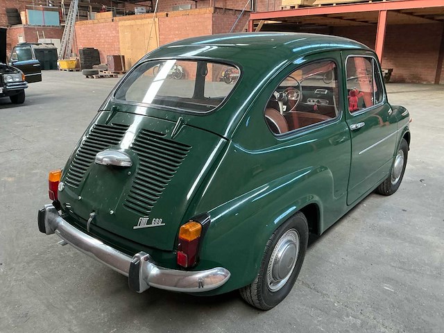 1972 - fiat 600l oldtimer - afbeelding 33 van  38
