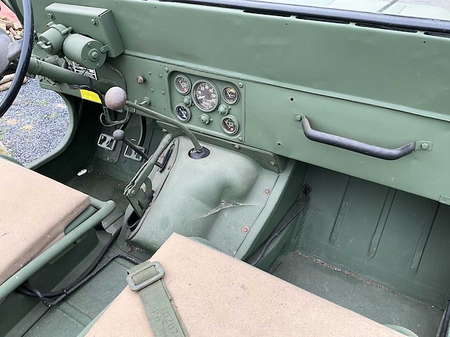 1972 ford mutt a2 legervoertuig - afbeelding 18 van  32