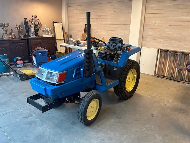 1972 iseki tu150f minitractor - afbeelding 12 van  15