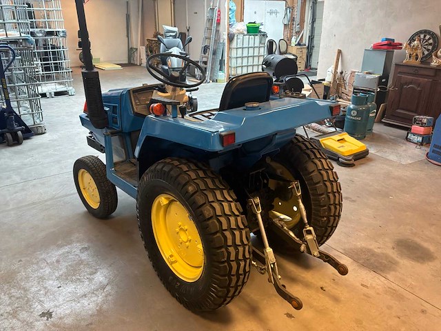 1972 iseki tu150f minitractor - afbeelding 2 van  15