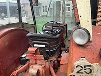 1972 mccormick 724 landbouwtractor - afbeelding 2 van  27