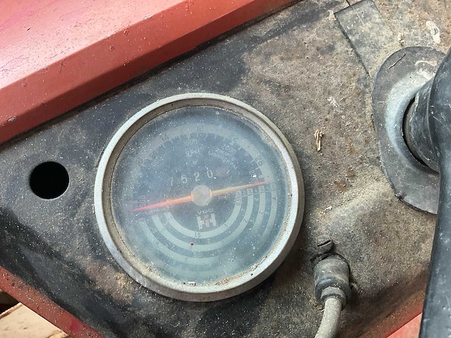 1972 mccormick 724 landbouwtractor - afbeelding 7 van  27