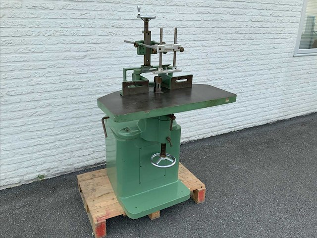 1972 veb kantenfreesmachine toupie - afbeelding 1 van  8