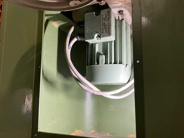 1972 veb kantenfreesmachine toupie - afbeelding 8 van  8