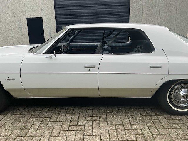 1973 chevrolet impala sedan oldtimer - afbeelding 14 van  18