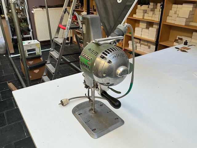 1973 wolf matrassnijder - afbeelding 5 van  7