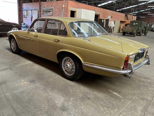 1974 - jaguar - 28 xj 6 - oldtimer - afbeelding 20 van  22