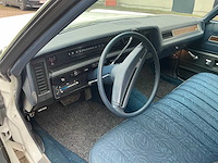 1974 chevrolet impala sedan oldtimer - afbeelding 5 van  19