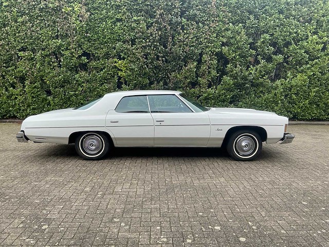 1974 chevrolet impala sedan oldtimer - afbeelding 15 van  19