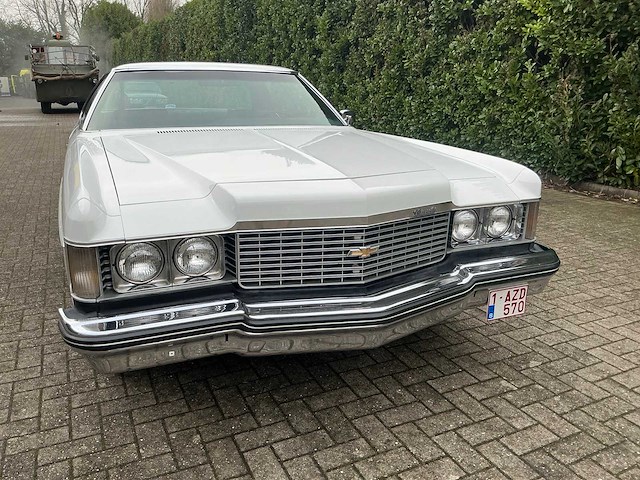 1974 chevrolet impala sedan oldtimer - afbeelding 16 van  19