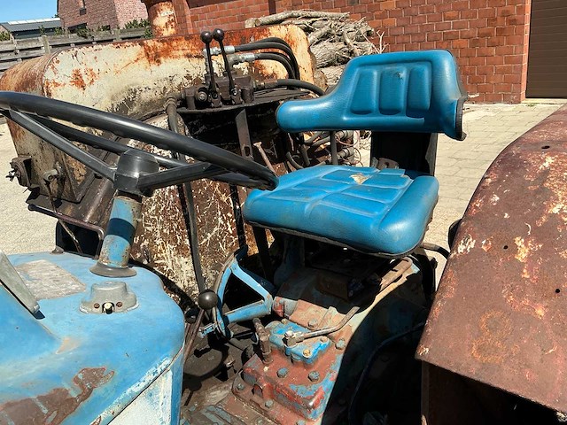 1974 county 1004 / 6f oldtimer tractor - afbeelding 7 van  25
