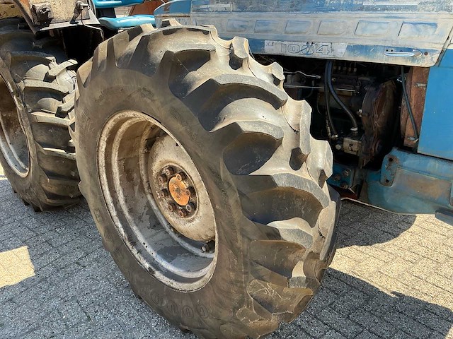1974 county 1004 / 6f oldtimer tractor - afbeelding 17 van  25